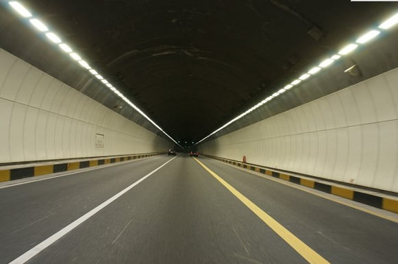 LED道路隧道照明設(shè)計(jì)方案
